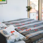 호스텔 도무스 *