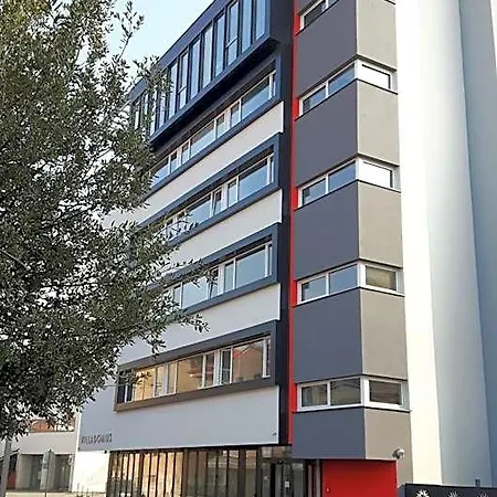 Domus Hostel